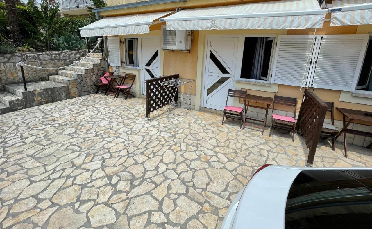 Apartmani Noelle Novi Vinodolski Exterior foto